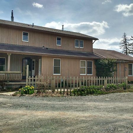 Waters Run Guest House & Suite Bittinger エクステリア 写真